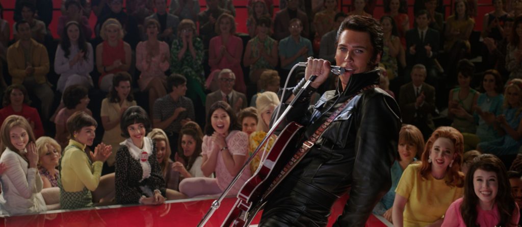 Comeback Special 68, возвращение Элвиса, кадр из фильма Elvis 2022