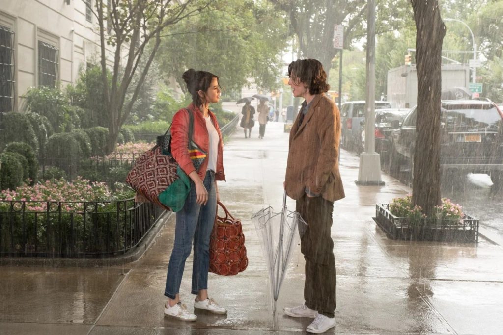 Селена Гомес и Тимоте Шаламе в фильме A Rainy Day In New York